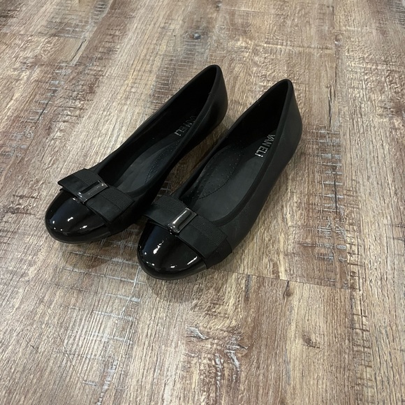 Vaneli Black Bow flats size 8 - Picture 3 of 4